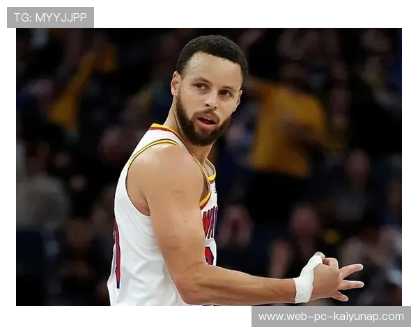 勇士依靠库里极远射程再度爆发,主场沸腾